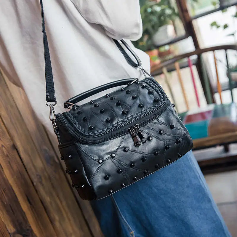 Women Fashion Solid Color Rivet Skull Shoulder Bag