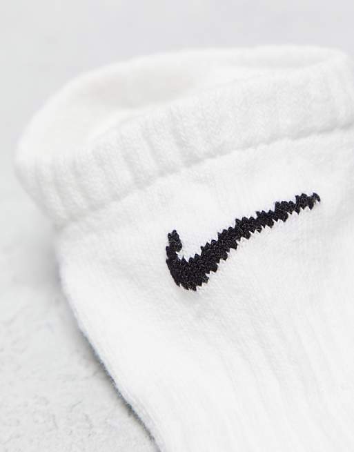 Men Nike Training Everyday Cushioned 3 pack sneaker socks in white