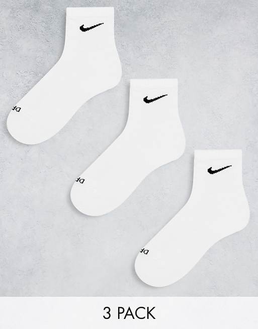 Men Nike Training Everyday Plus Cushioned 3-pack ankle socks in white