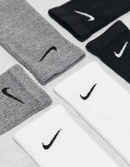 Men Nike Training Everyday Plus Cushioned 3 pack crew socks in white, gray and black