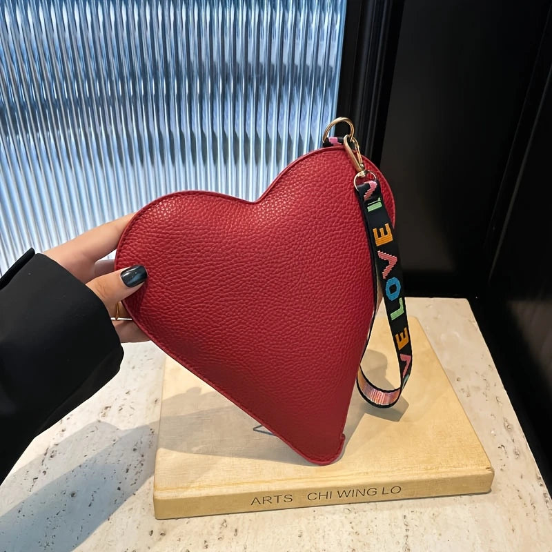 Fashion Heart-Shaped Mini Clutch for Women