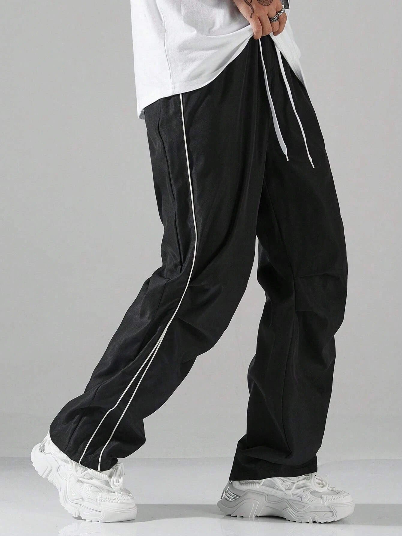 Larbulse Men's Contrast Trim Trousers