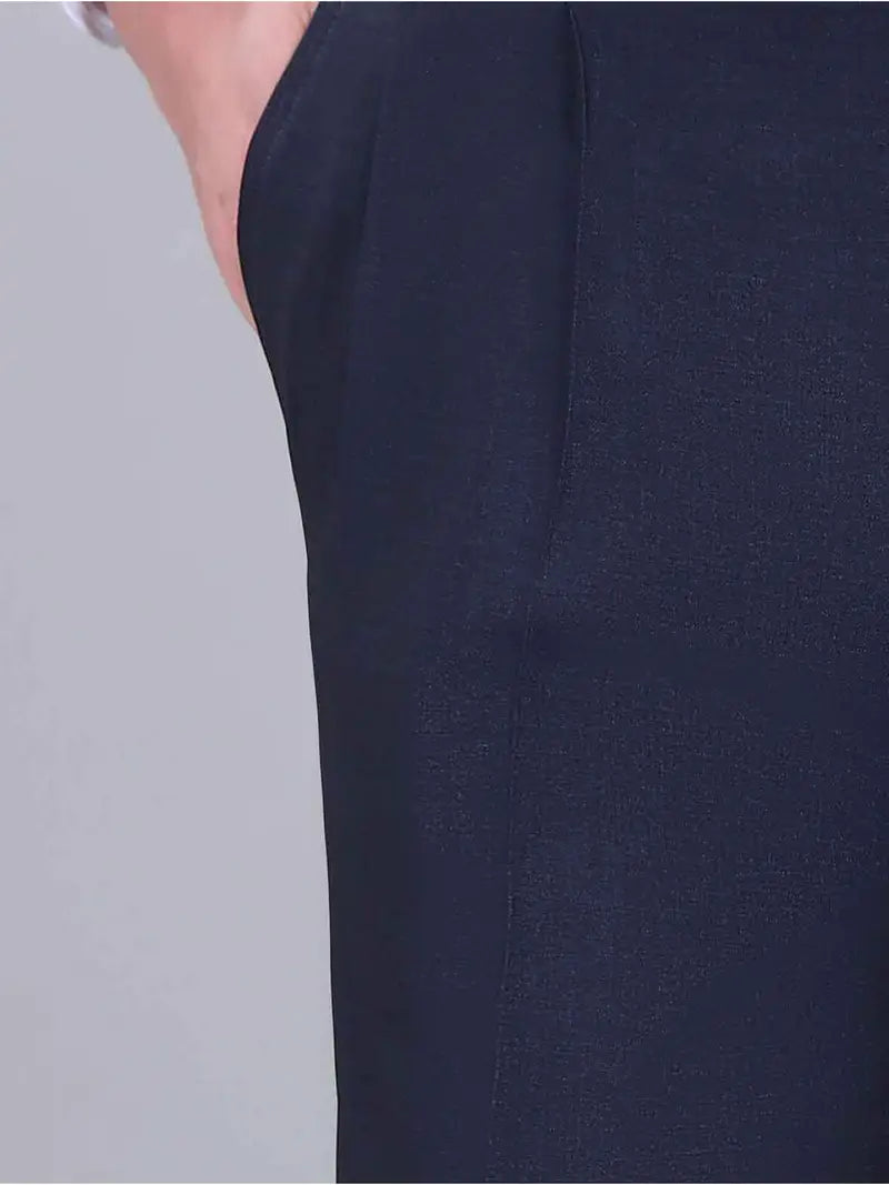 Men’s Wrinkle-Resistant Stretch Chino Pants