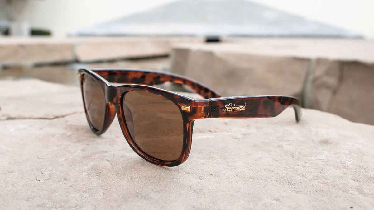 Men Glossy Tortoise Shell / Amber Fort Knocks Sunglass