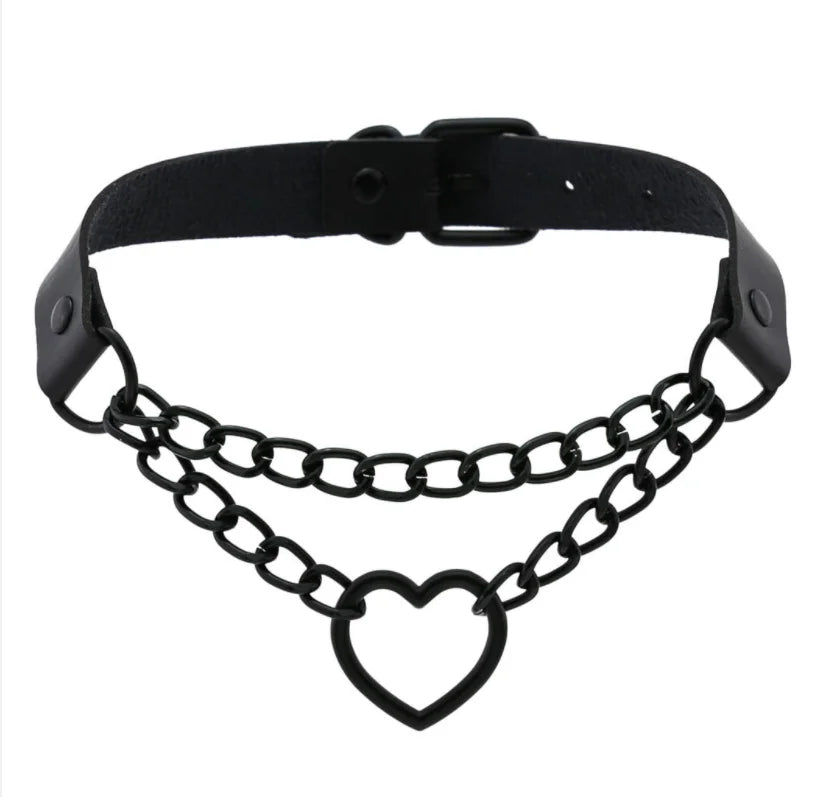 Vintage Heart Goth Choker Necklace