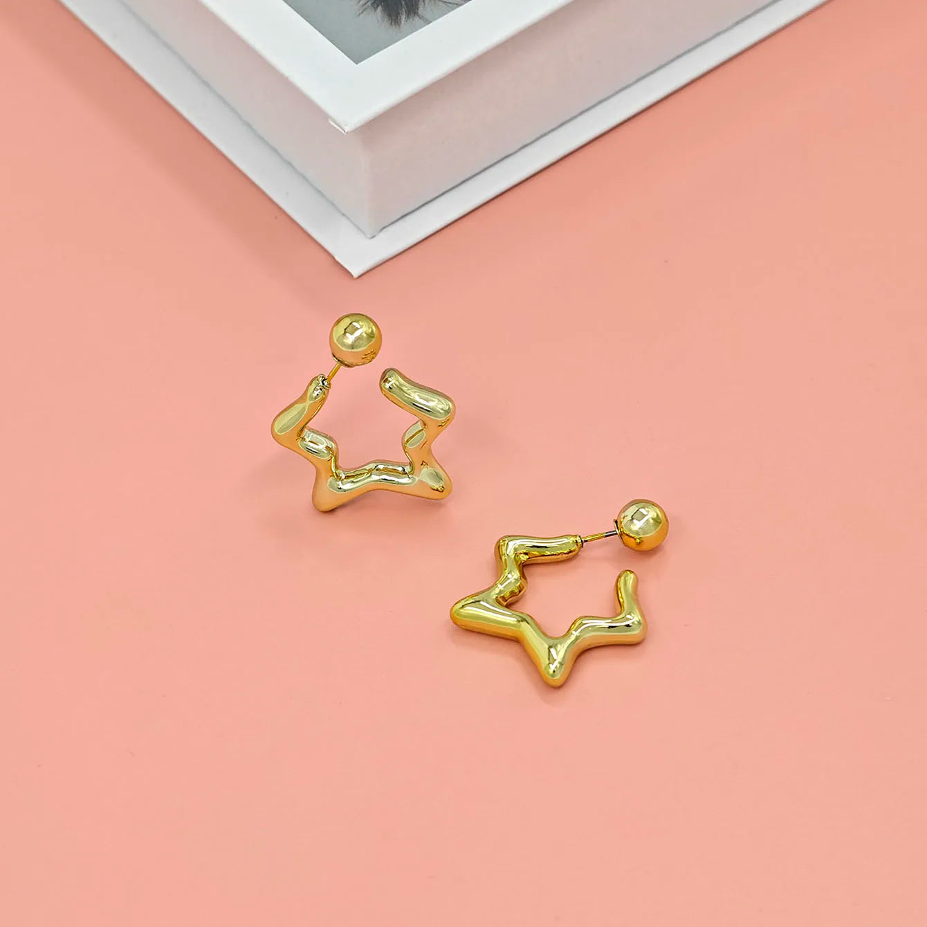 Fashionable C-Shaped Earrings