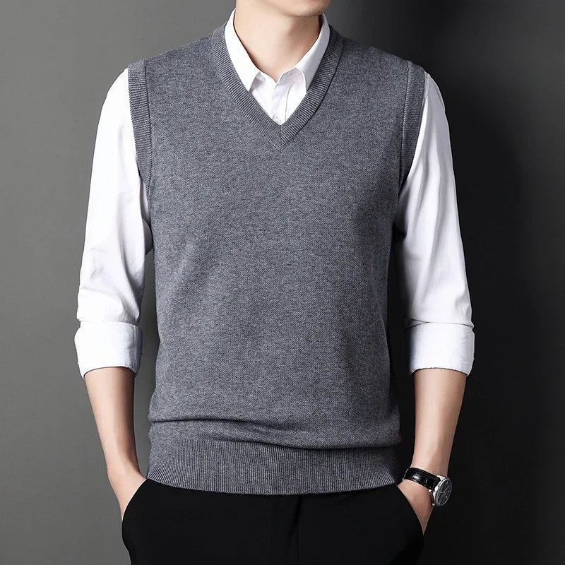 Men's Solid Color Sweater Vest