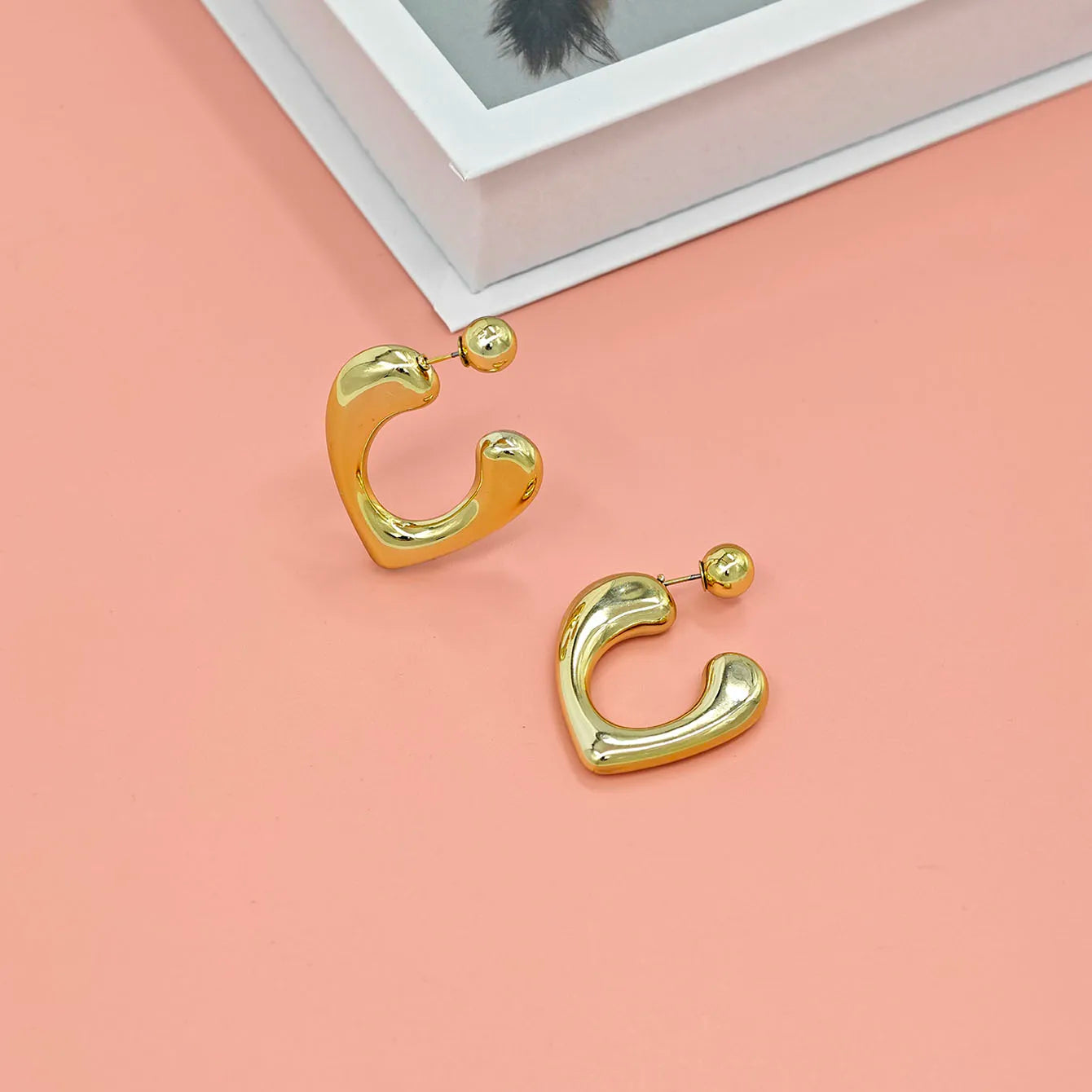 Fashionable C-Shaped Earrings
