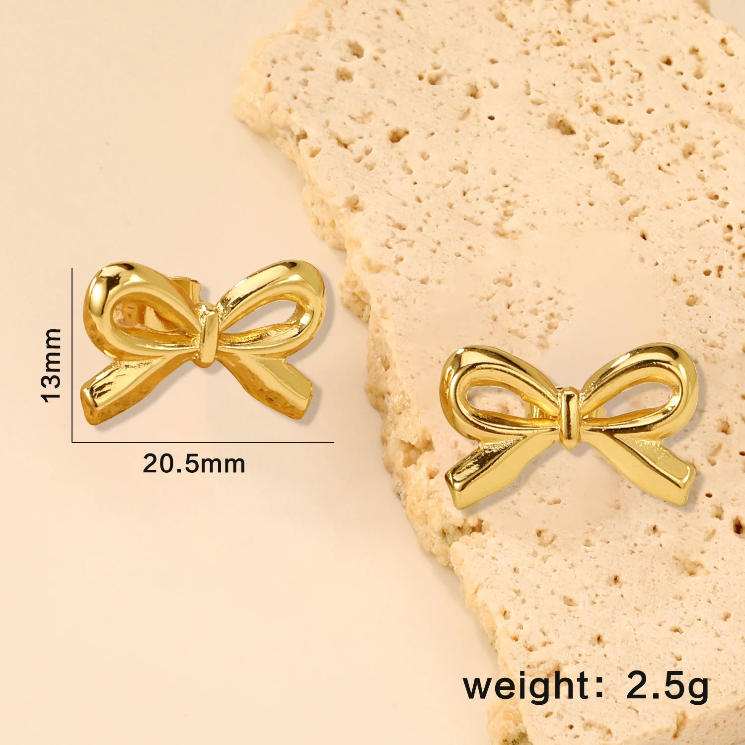 LUXUSTEEL Shell Water Drop Pearl Stud Earrings