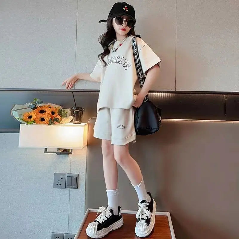 Girls' Letter T-Shirt & Half Pants Set