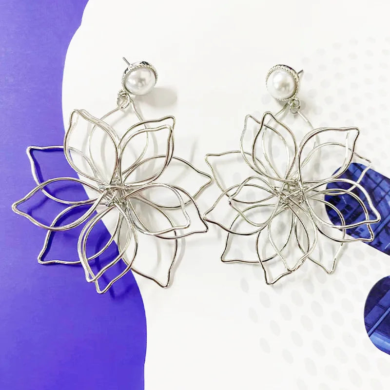 Metal Flower European-American Style Earrings