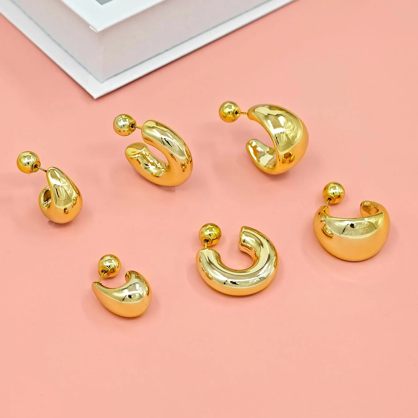 Fashionable C-Shaped Earrings