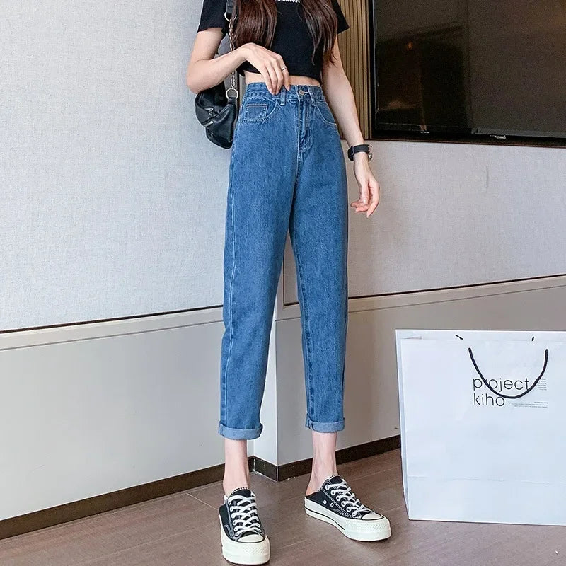 High-Waisted Slimming Loose-Fit Jeans