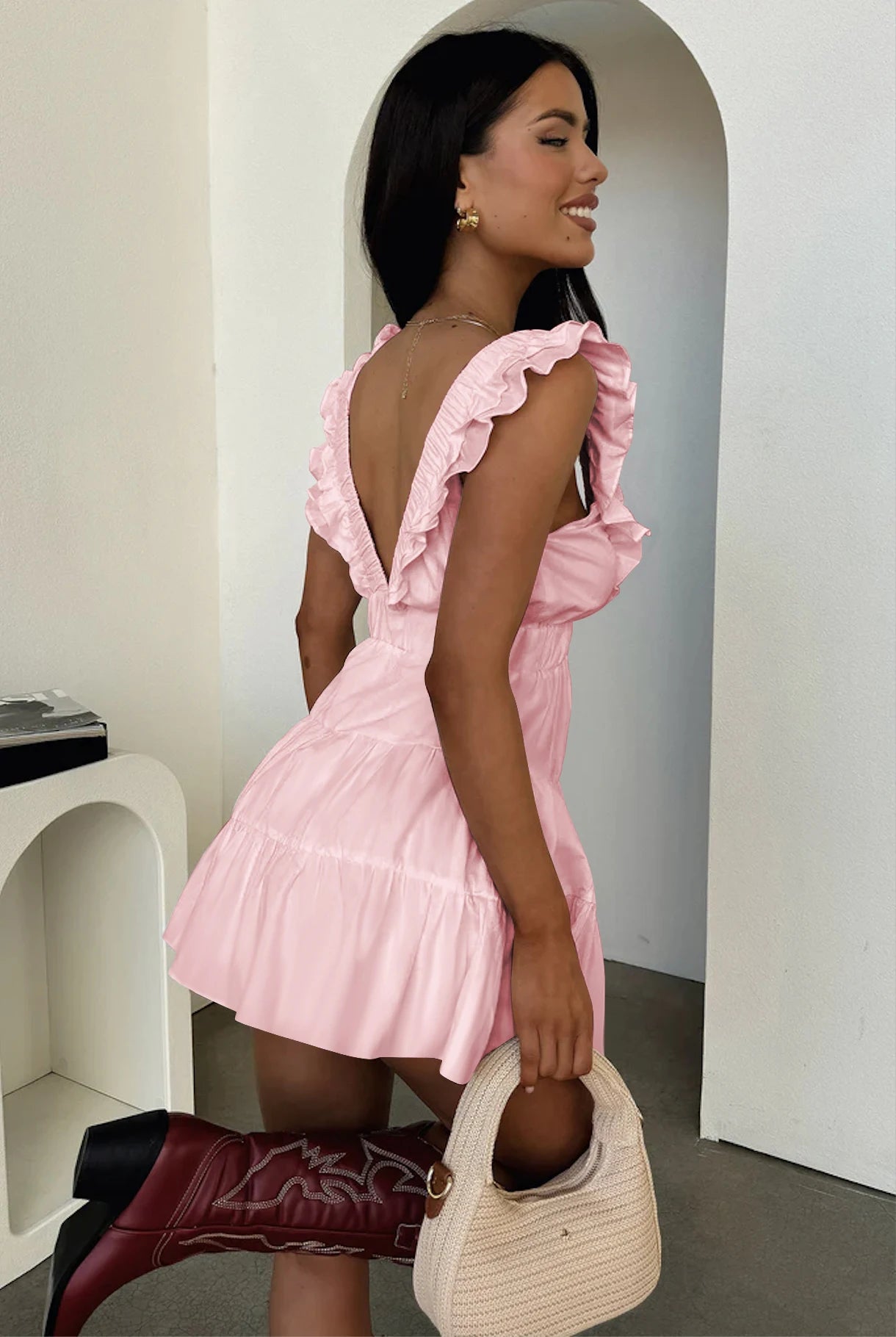 Sexy Deep-V Slim Fit Dresses Nightclub Party Chic Cake Dresses Summer Womens A-Line Short Skirt