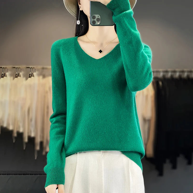 100% Merino Wool V-Neck Sweater for Women