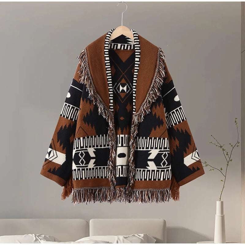 Geometric Jacquard Fringe Belted Waist