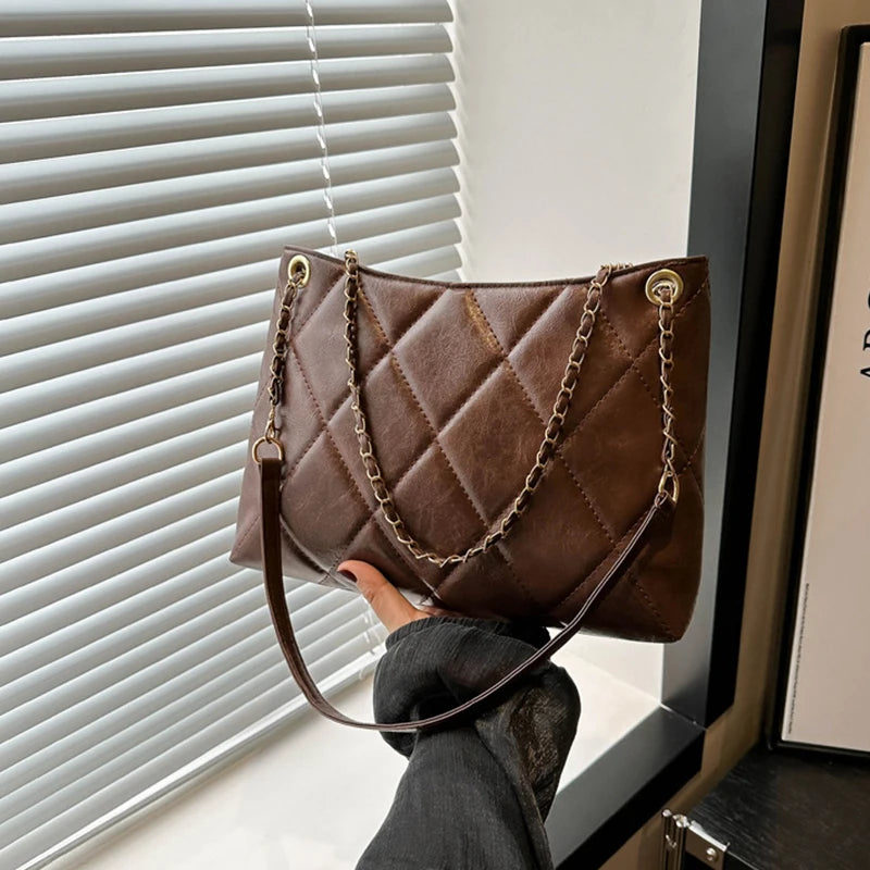 Lingge Large Fashionable Shoulder Bag