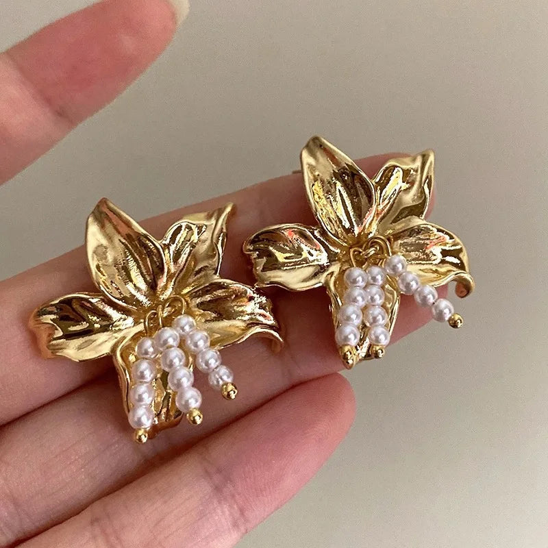 2025 Vintage Gold Flower Statement Earrings