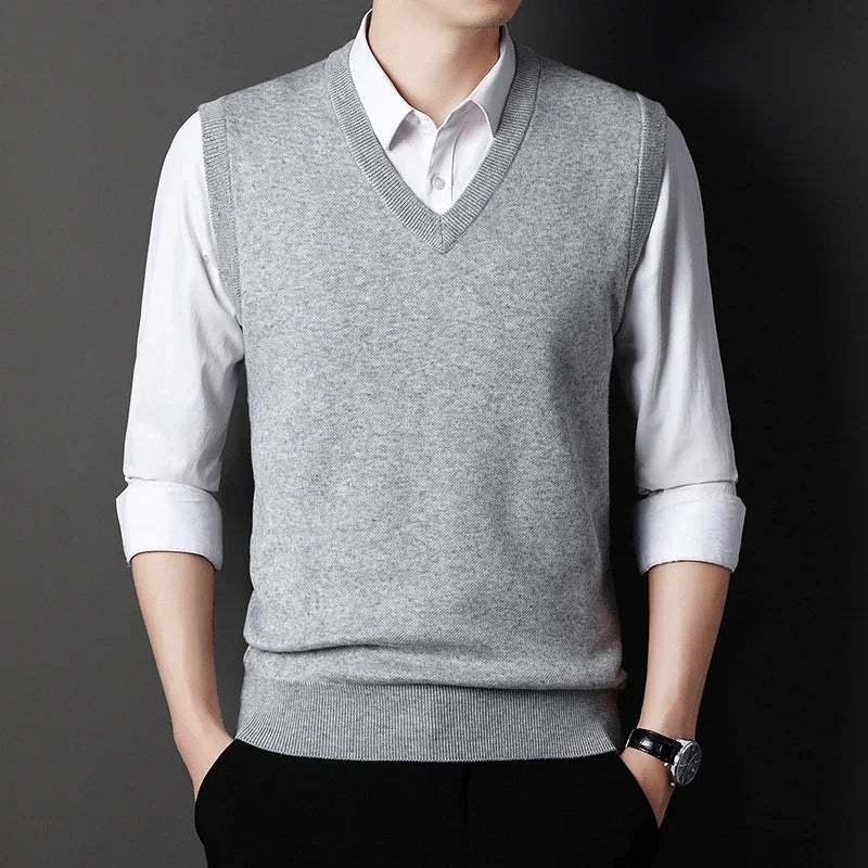 Men's Solid Color Sweater Vest