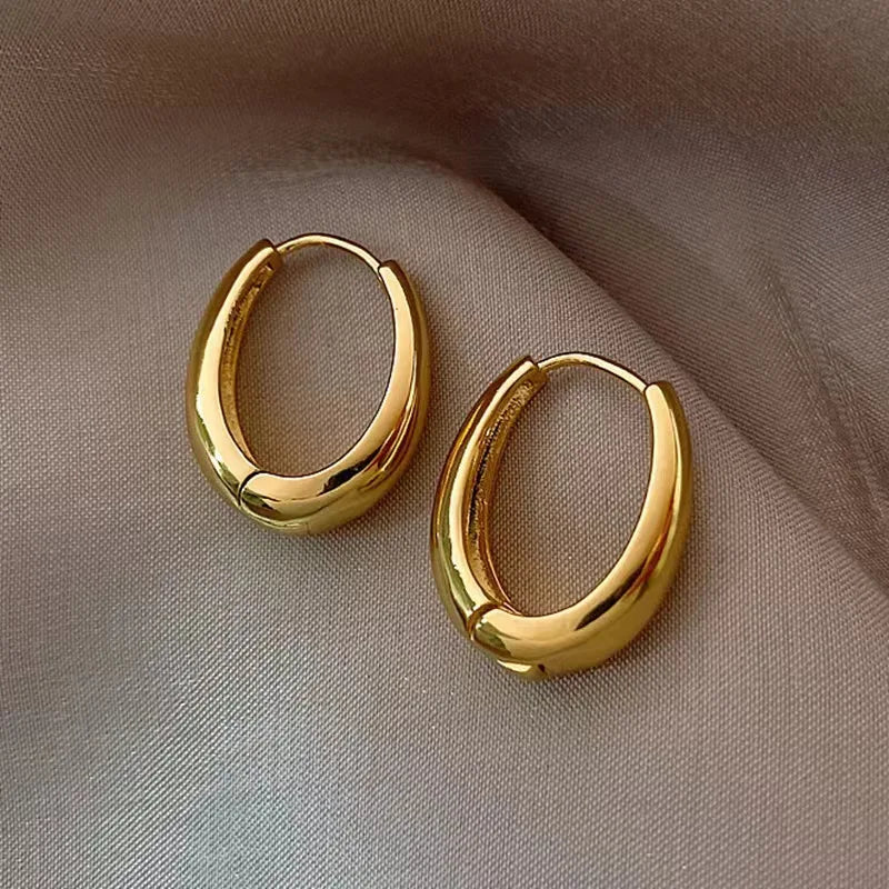 Vintage Round Stud Earrings 18K Gold Plated