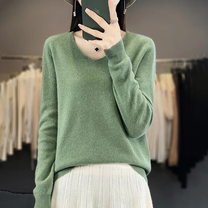 100% Merino Wool V-Neck Sweater for Women