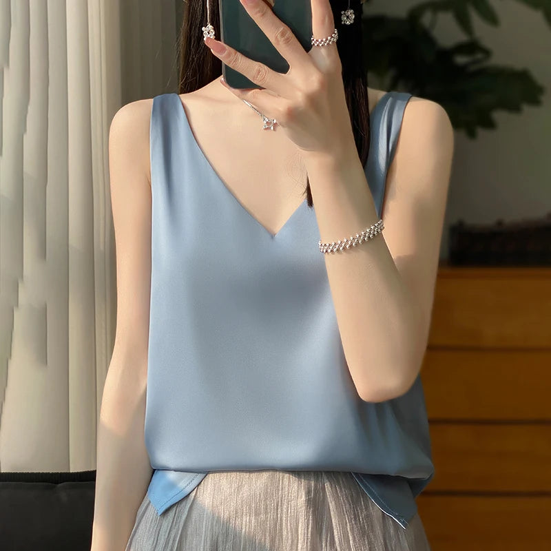 Silk Satin V-neck Sleeveless Tank TopSilk Satin V-neck Sleeveless Tank Top
