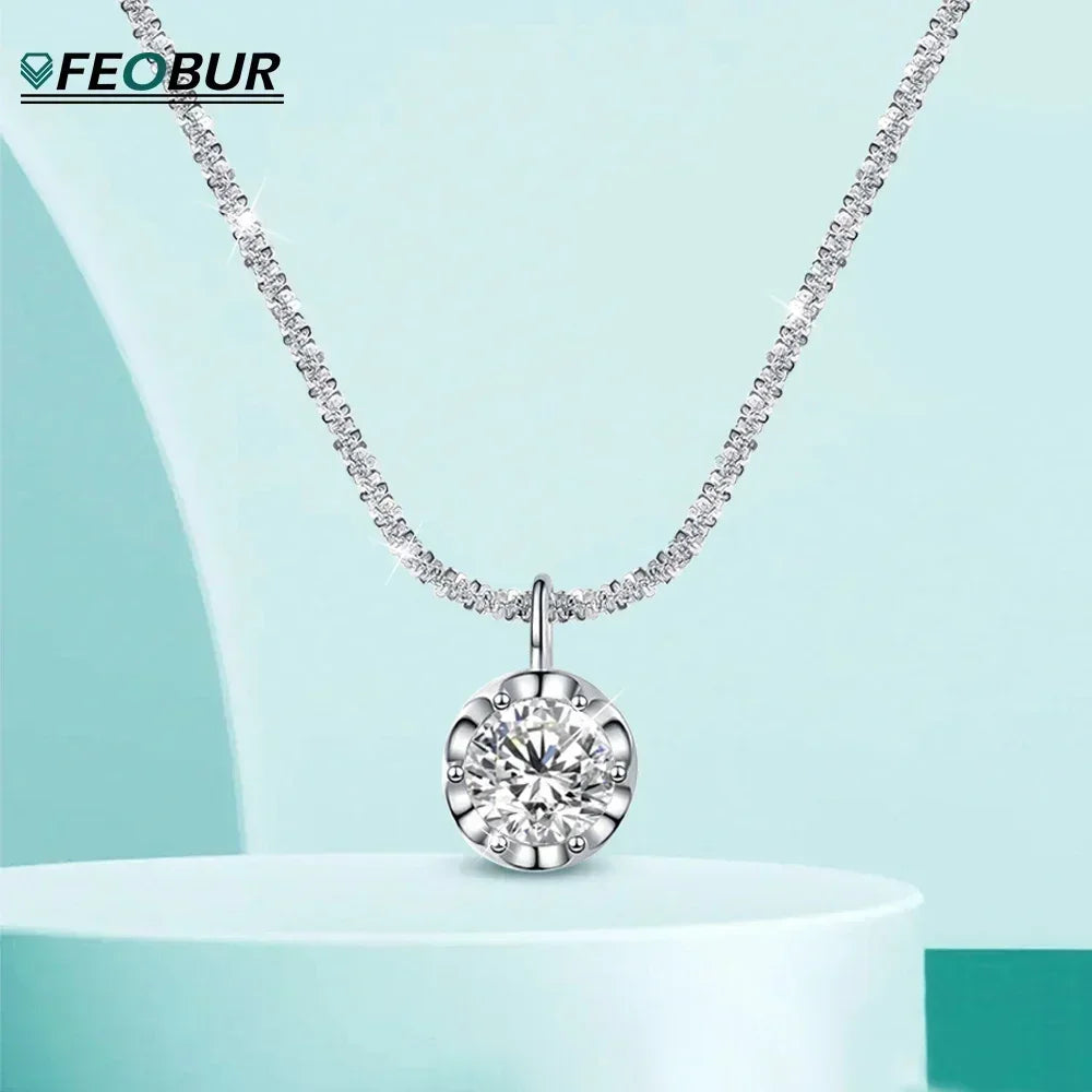1/2CT Moissanite Diamond Crown Necklace