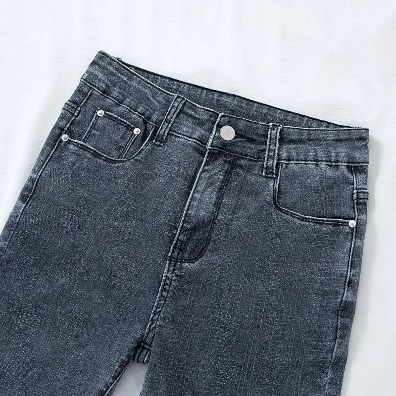 High-Waisted Slimming Cropped Jeans