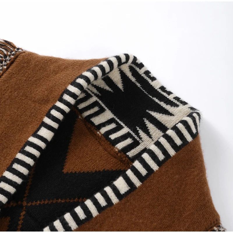 Geometric Jacquard Fringe Belted Waist