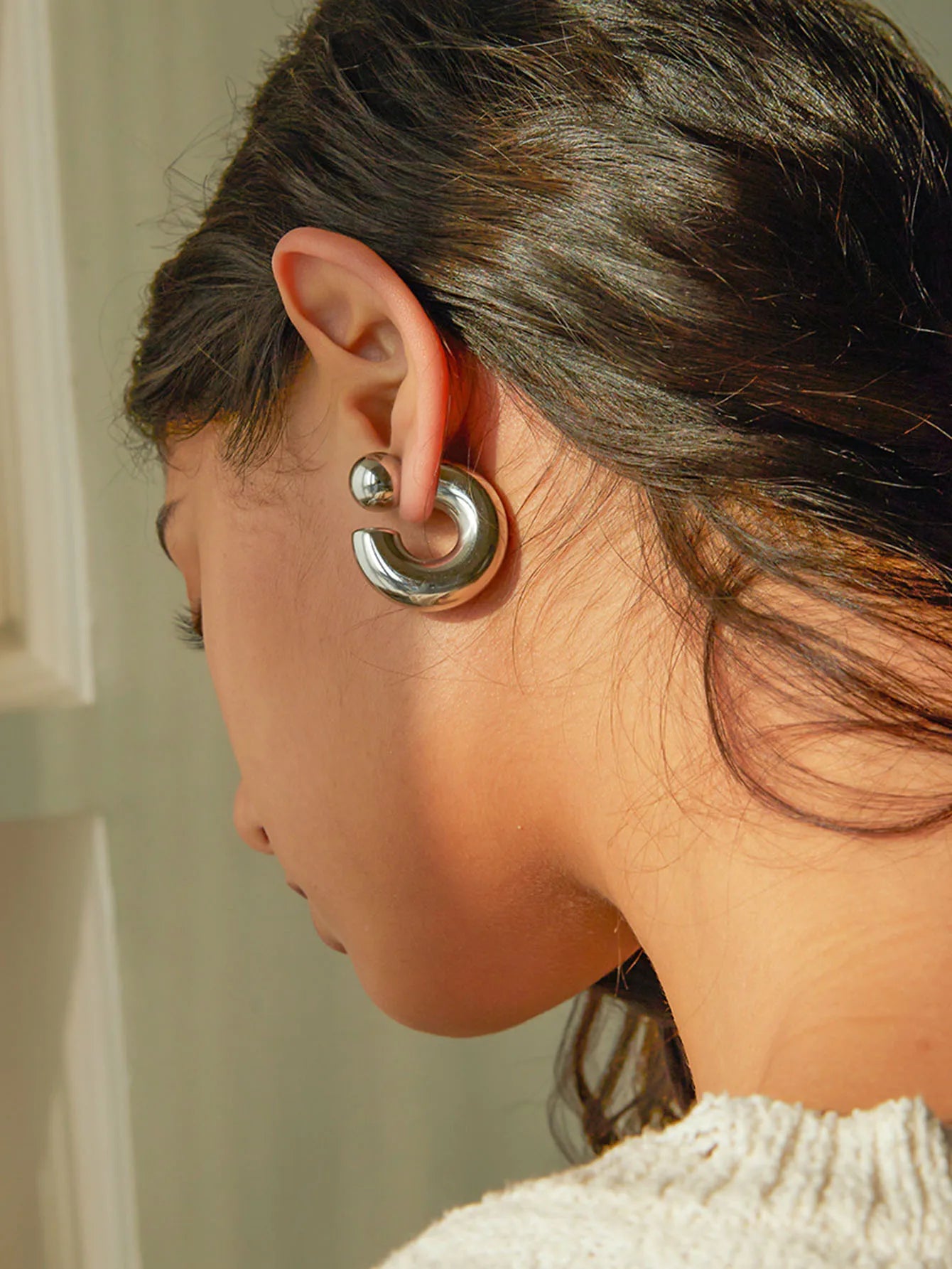 Fashionable C-Shaped Earrings