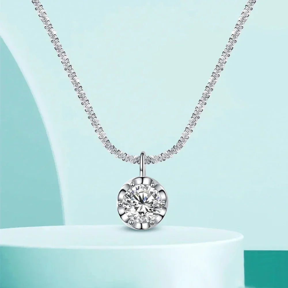 1/2CT Moissanite Diamond Crown Necklace