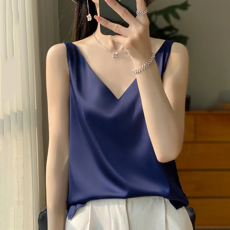 Silk Satin V-neck Sleeveless Tank TopSilk Satin V-neck Sleeveless Tank Top