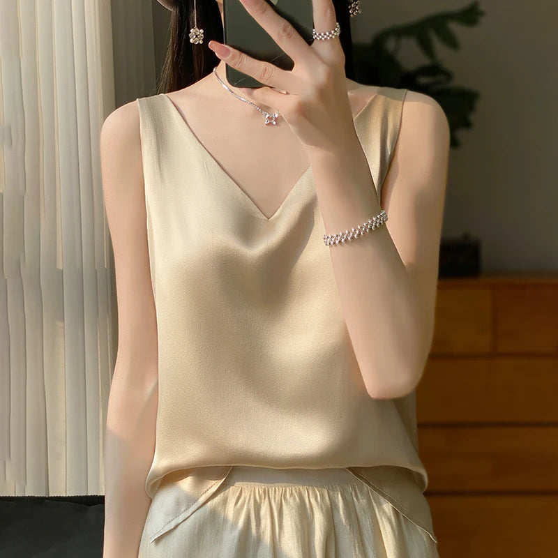Silk Satin V-neck Sleeveless Tank TopSilk Satin V-neck Sleeveless Tank Top