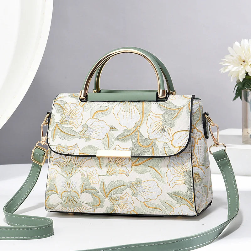 2025 Trendy Stripe Colorblock Shoulder Bag