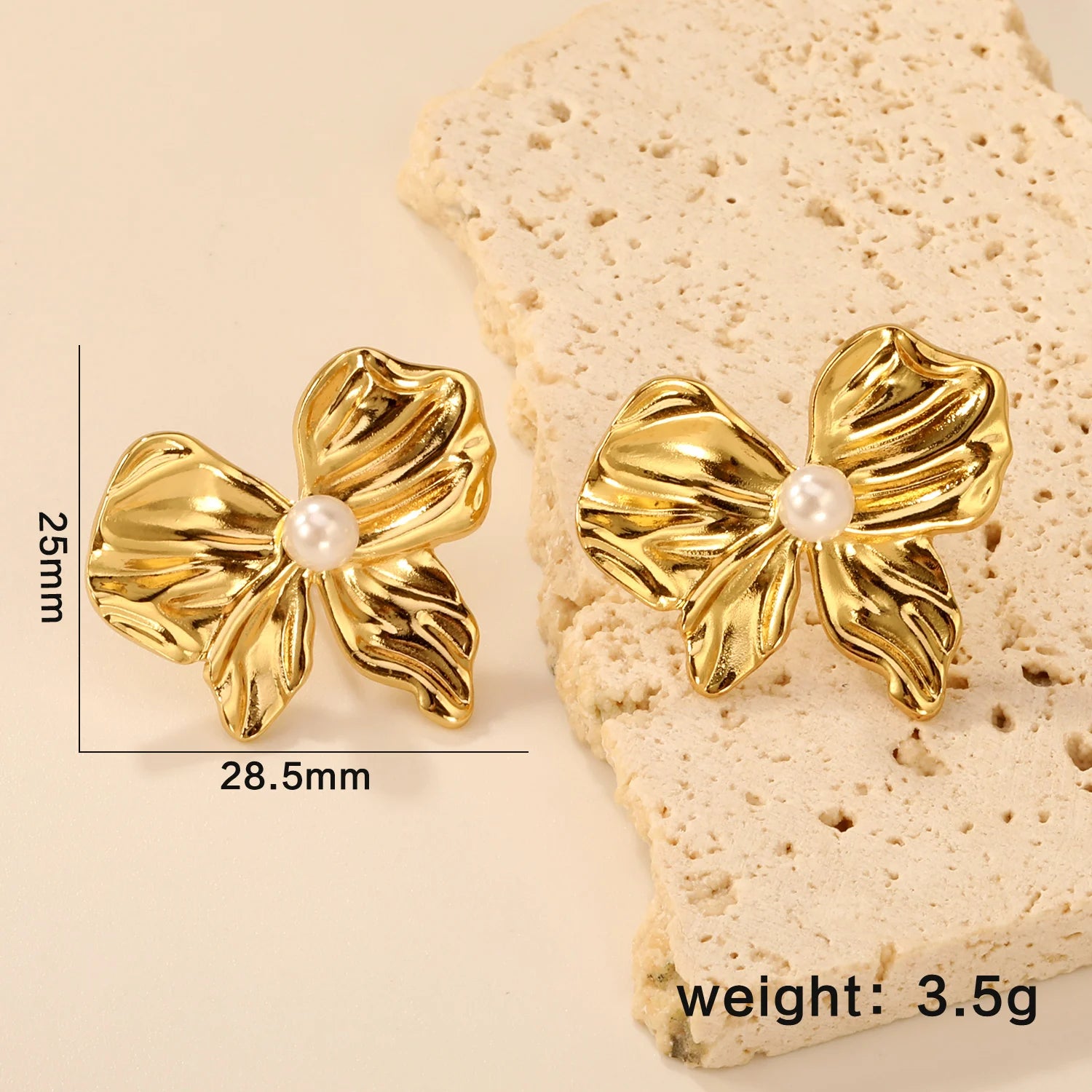 LUXUSTEEL Shell Water Drop Pearl Stud Earrings