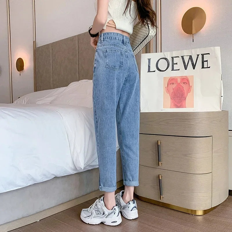 High-Waisted Slimming Loose-Fit Jeans