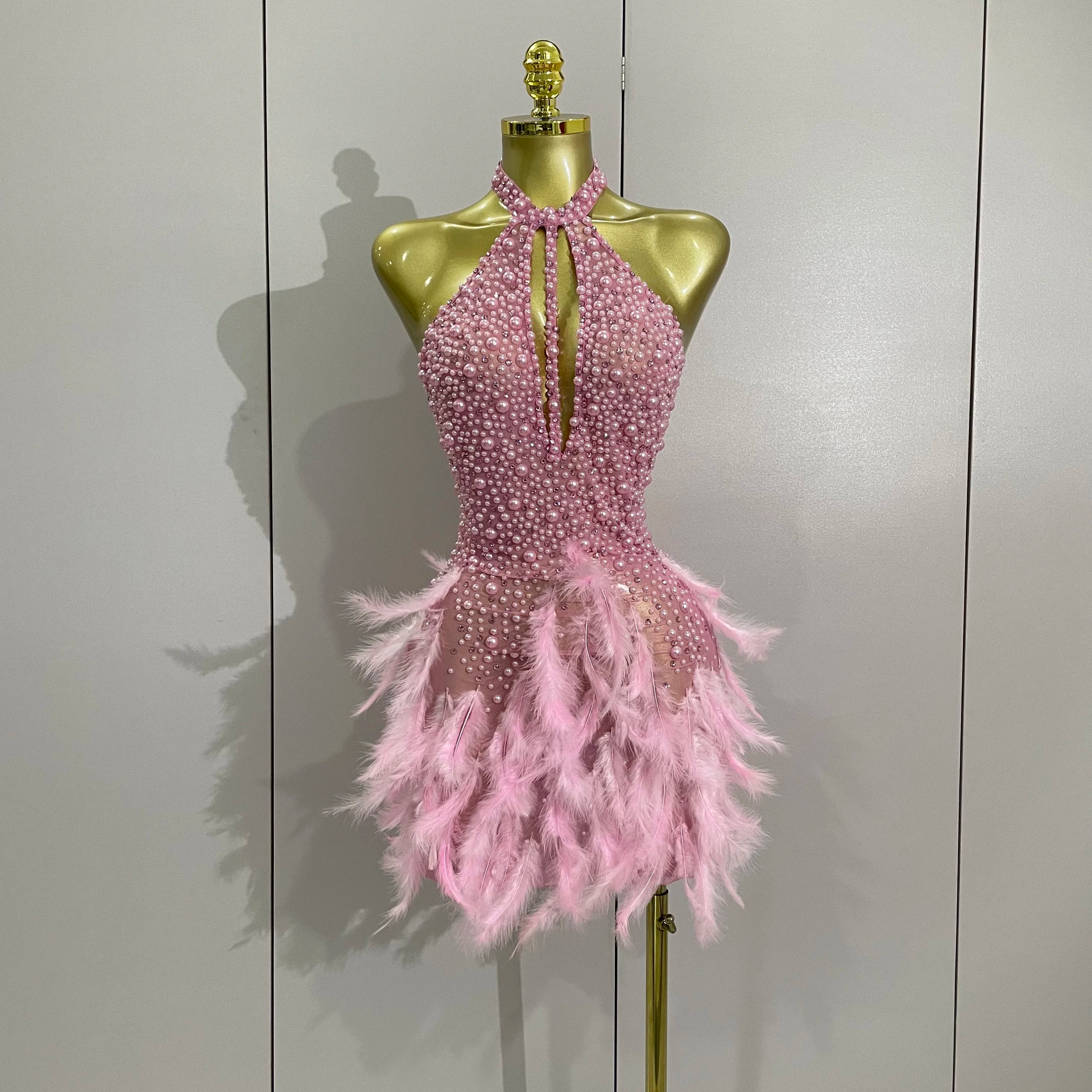 Women Luxury Rhinestones Pearls Feathers Halter Backless Short Dress Women Sexy Celebrate Birthday Dress Nightclub Stage Costume