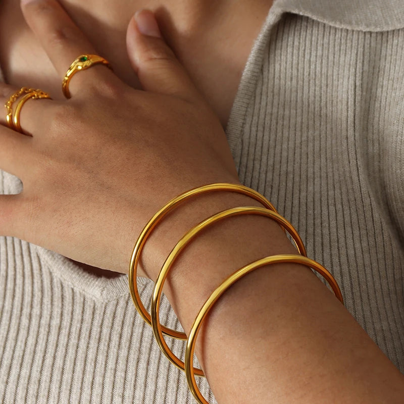 Stainless Steel Gold Round Minimalist Bracelet