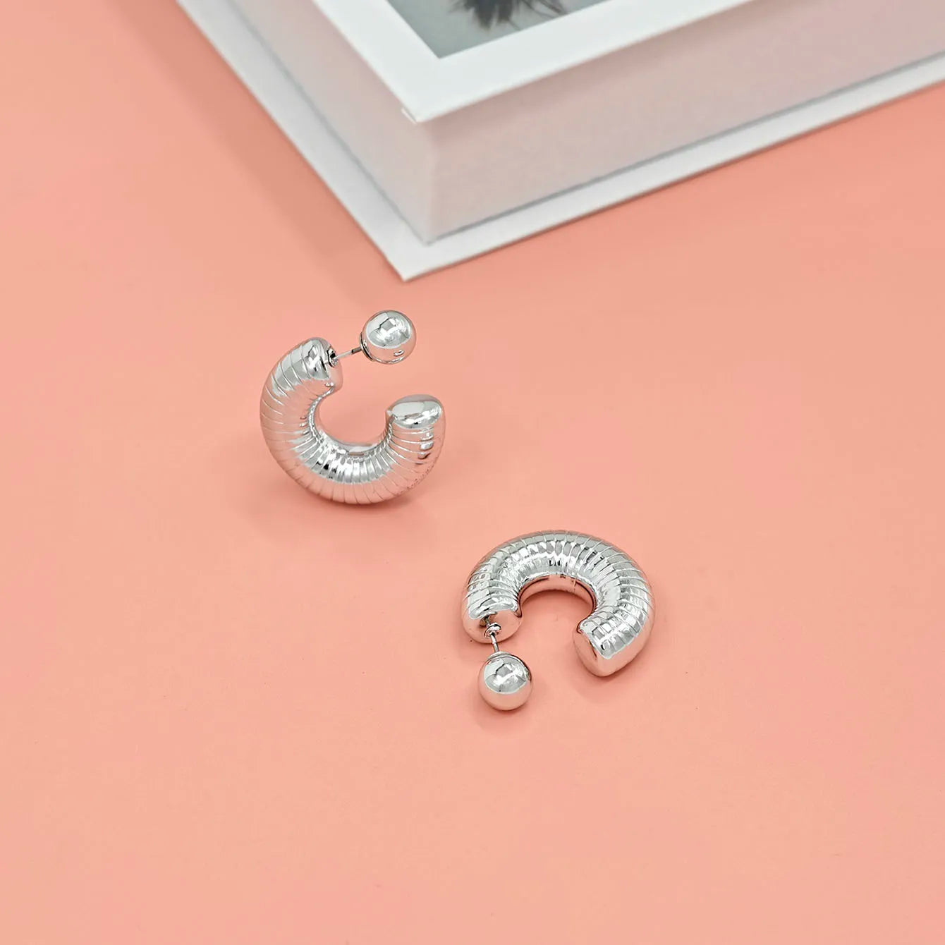Fashionable C-Shaped Earrings