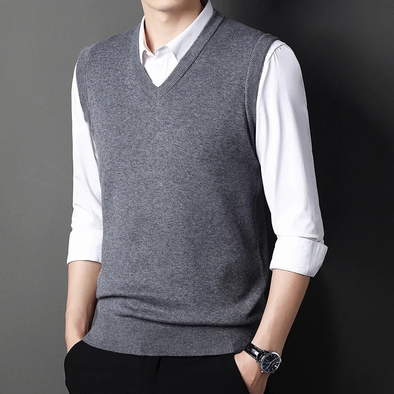 Men's Solid Color Sweater Vest