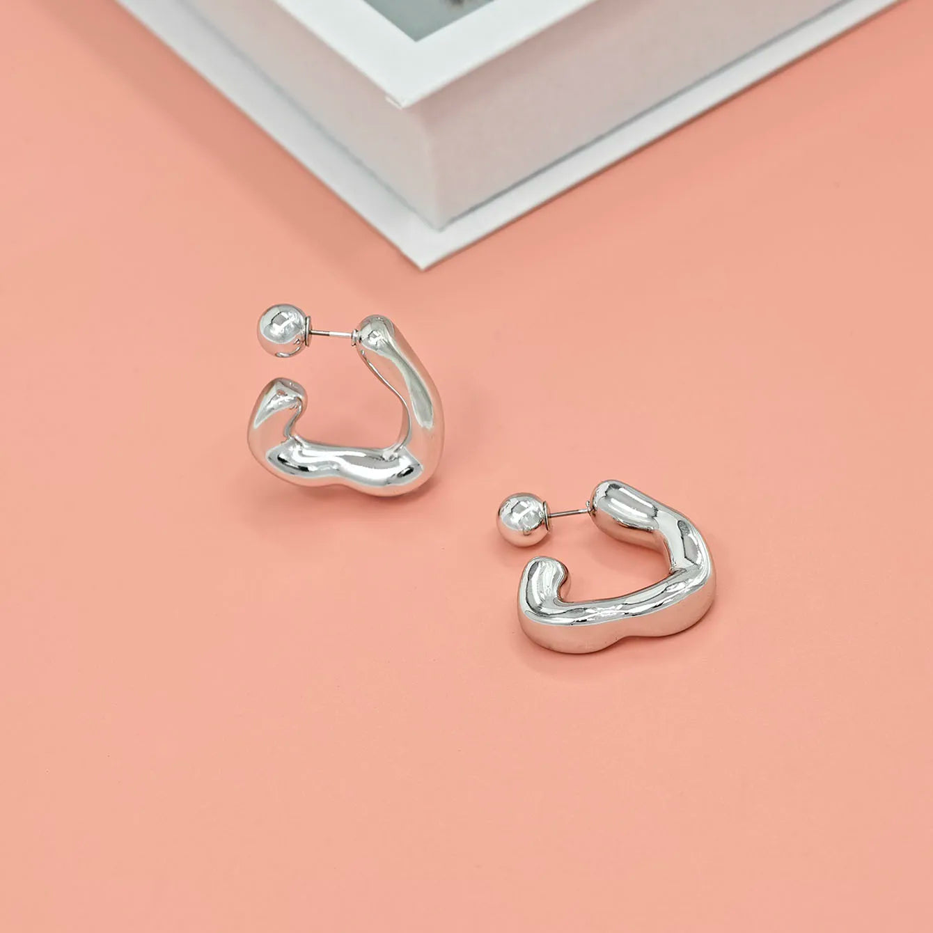 Fashionable C-Shaped Earrings