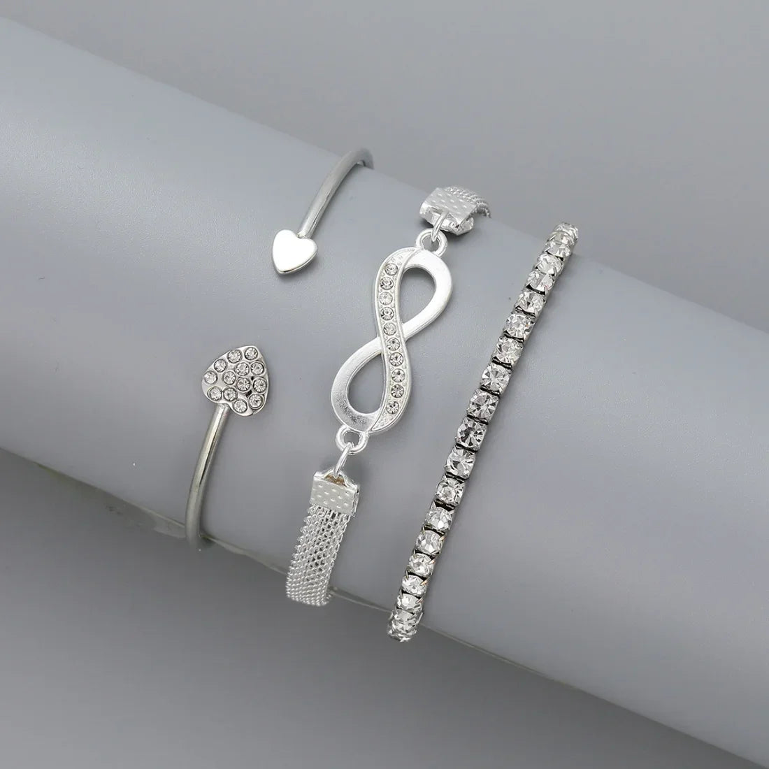Minimalist Lucky 8 Rhinestone Heart Cuff Bracelet Set