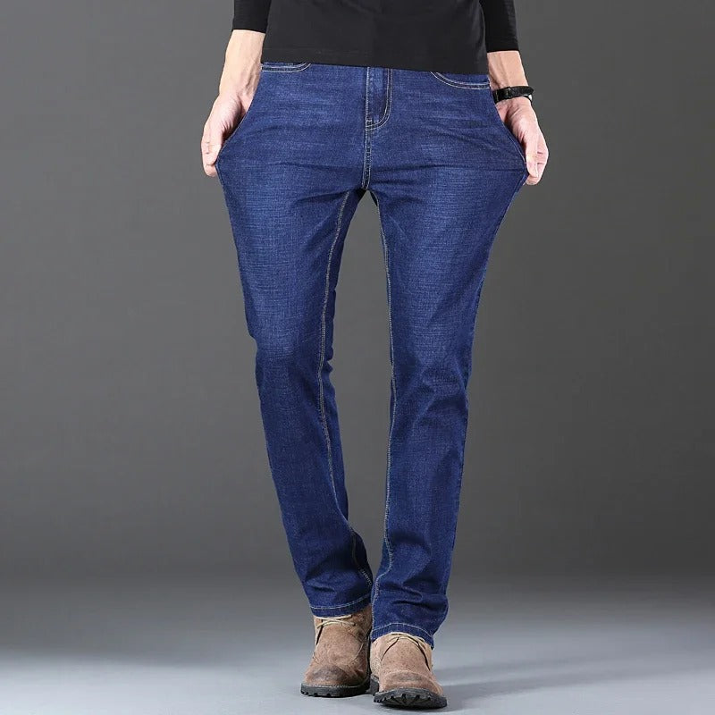 Men’s Classic Stretch Straight Leg Jeans