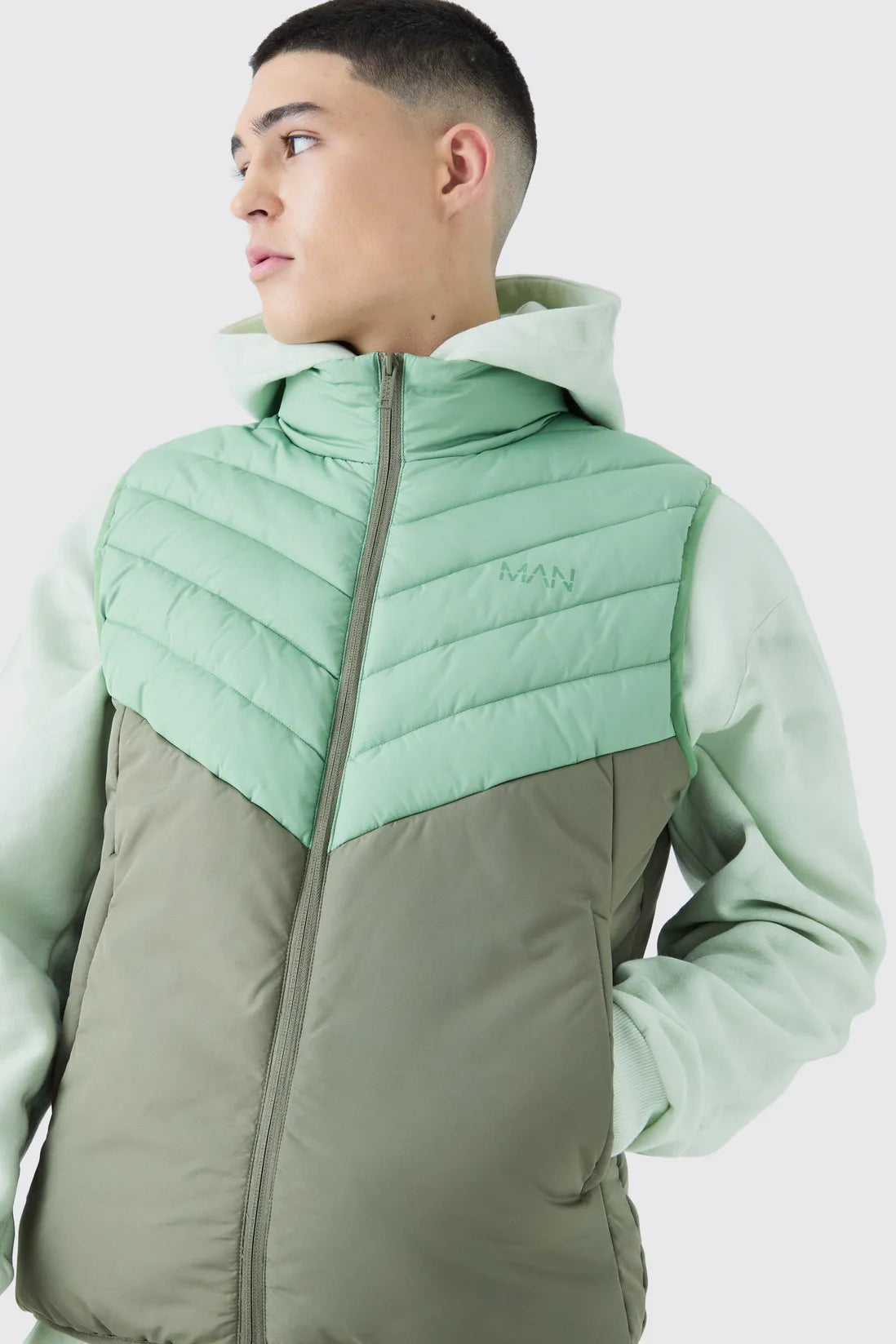 Man Colour Block Quilted Funnel Neck Gilet