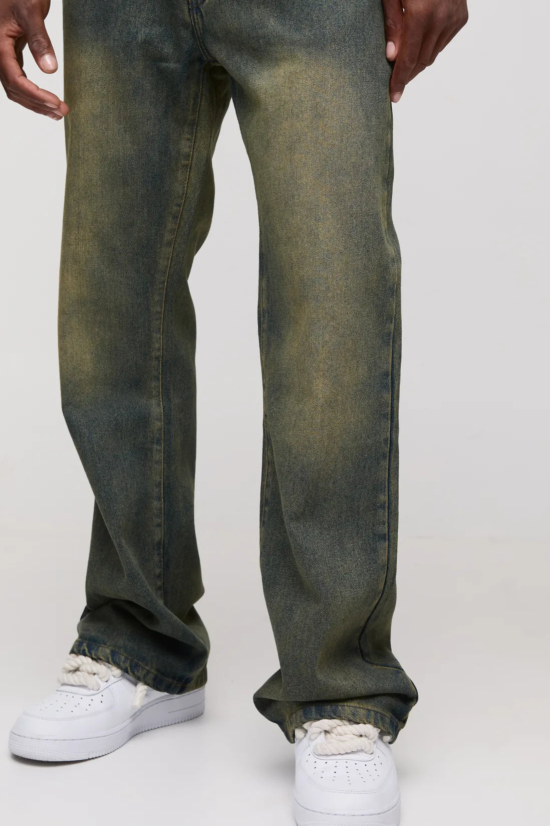 Relaxed Flared Vintage Tinted Jeans