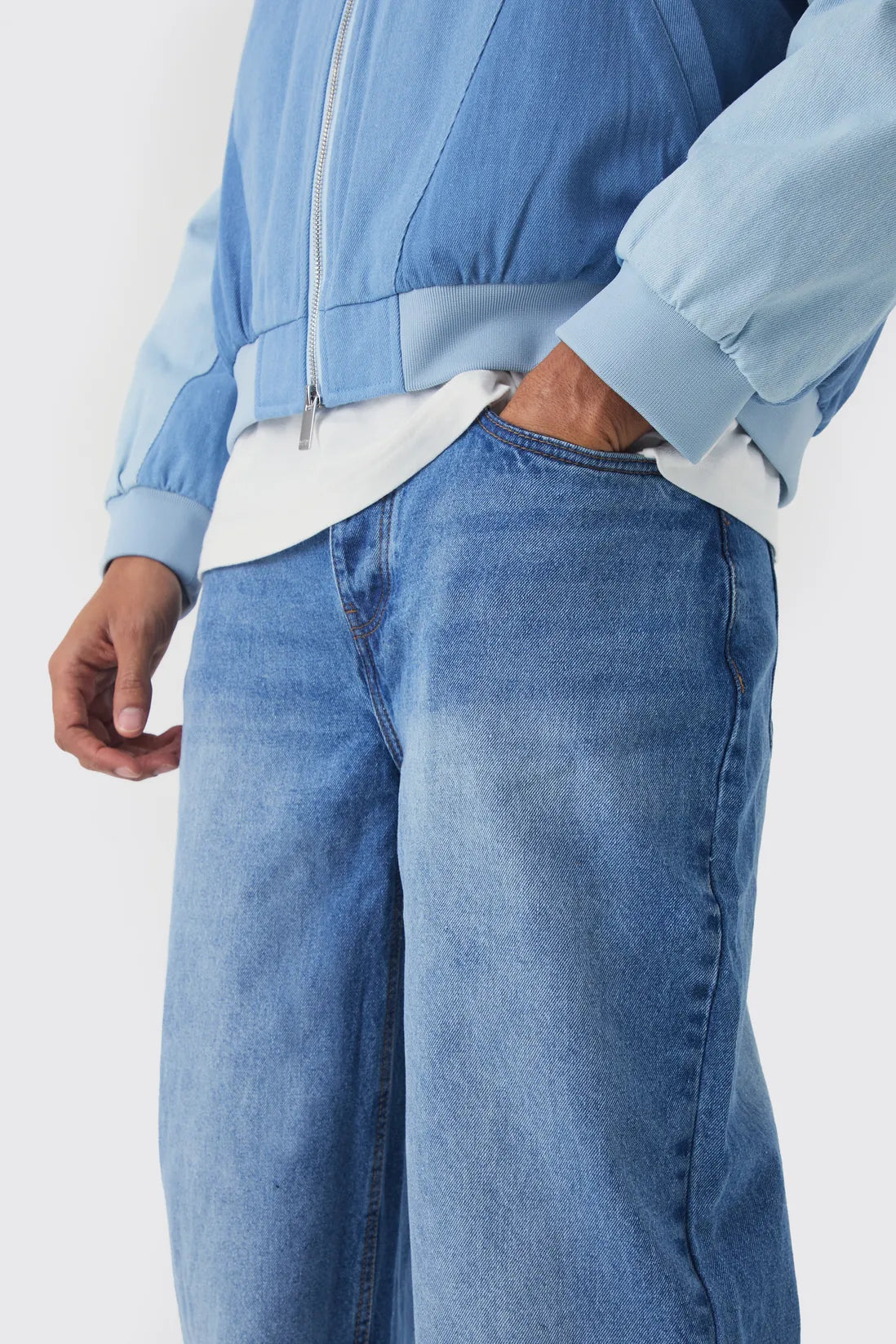Relaxed Rigid Jeans in Light Blue