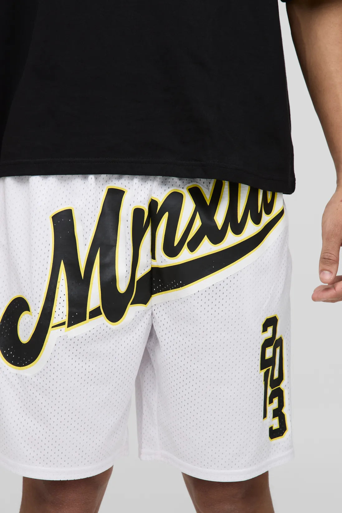 Varsity Graphic Mid Length Mesh Basketball Shorts