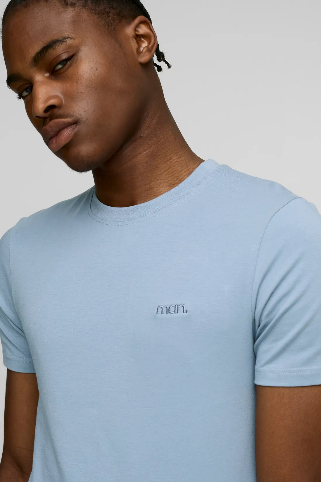 MAN. Basic Muscle Fit Crew Neck T-Shirt