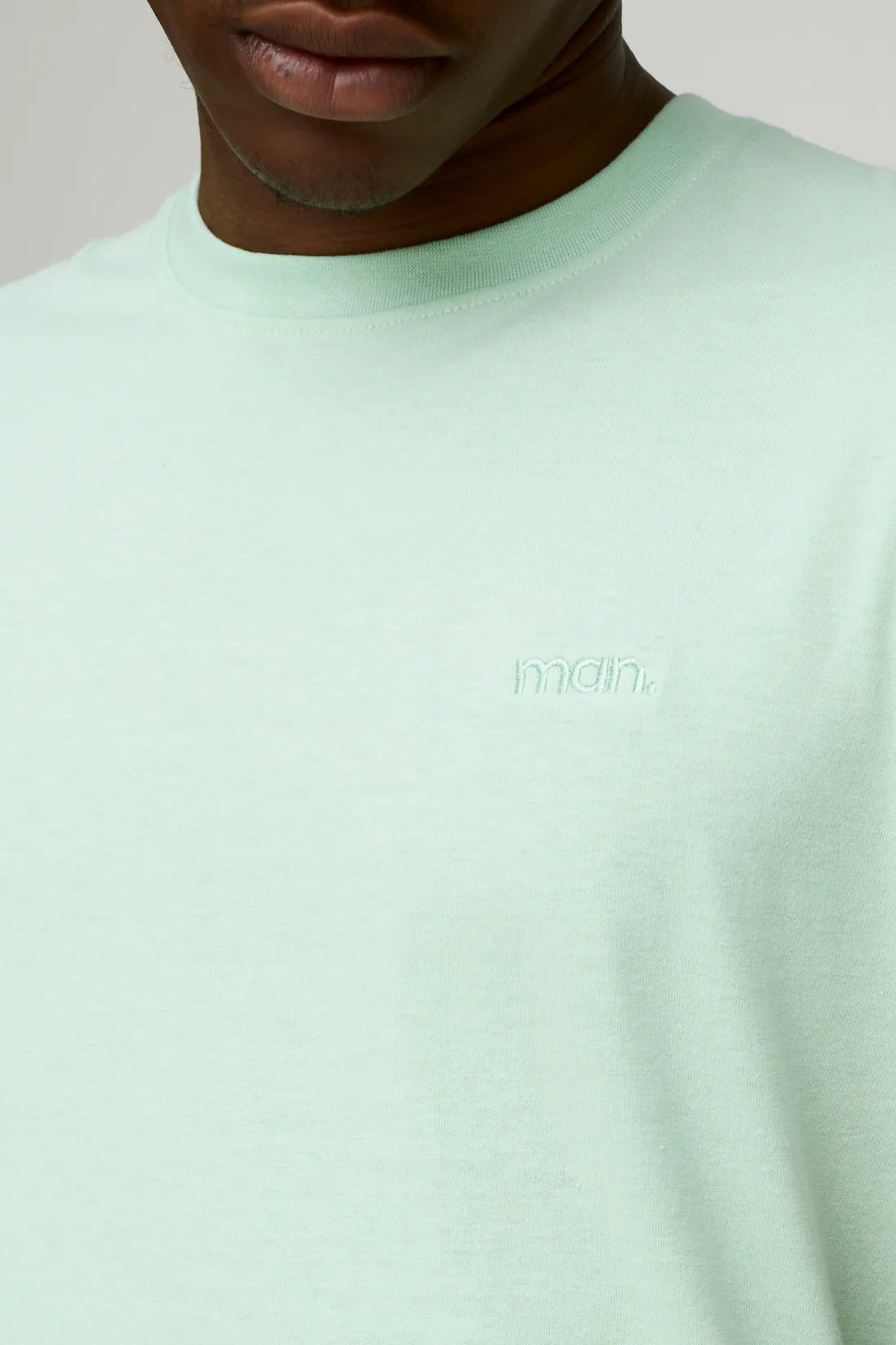 MAN. Slim Basic T-shirt