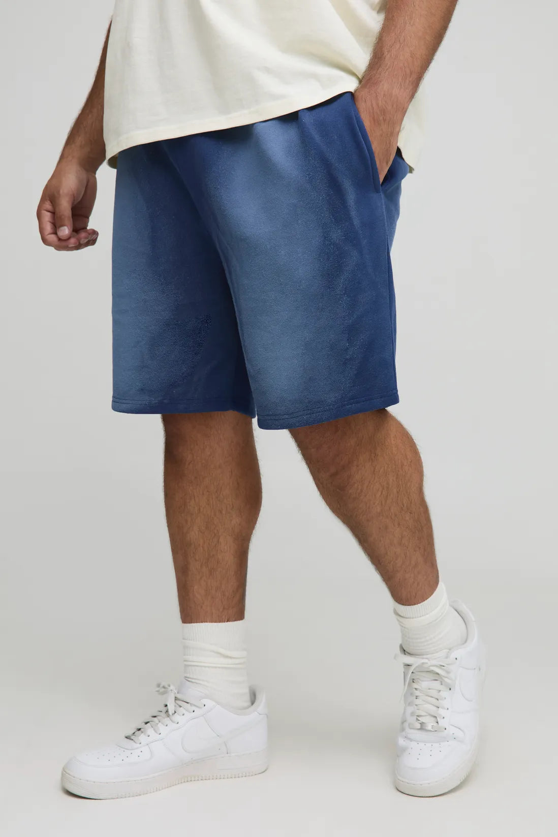 Plus Spray Wash Loose Short